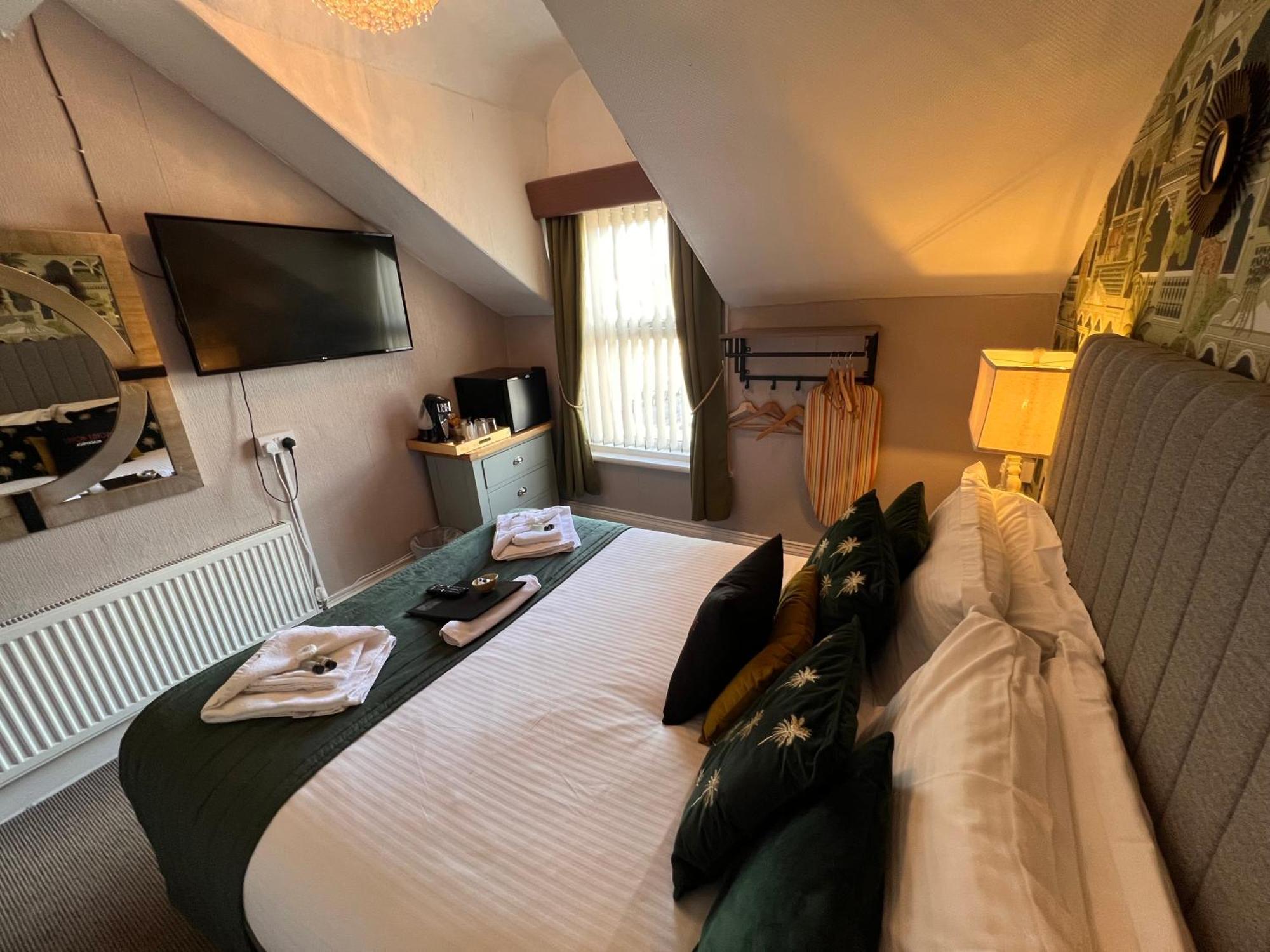Delovely Hotel 黑潭 外观 照片