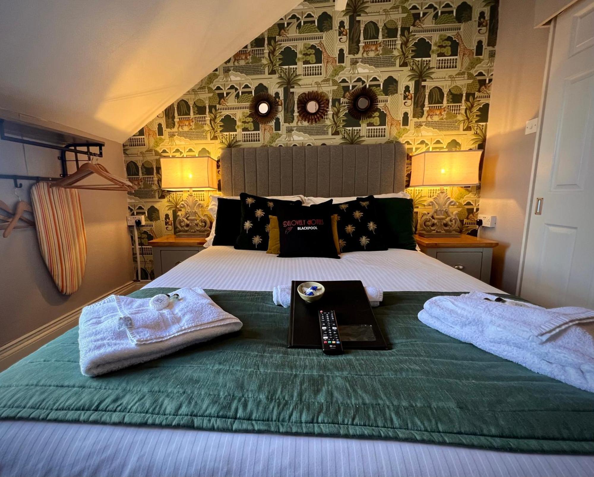 Delovely Hotel 黑潭 外观 照片