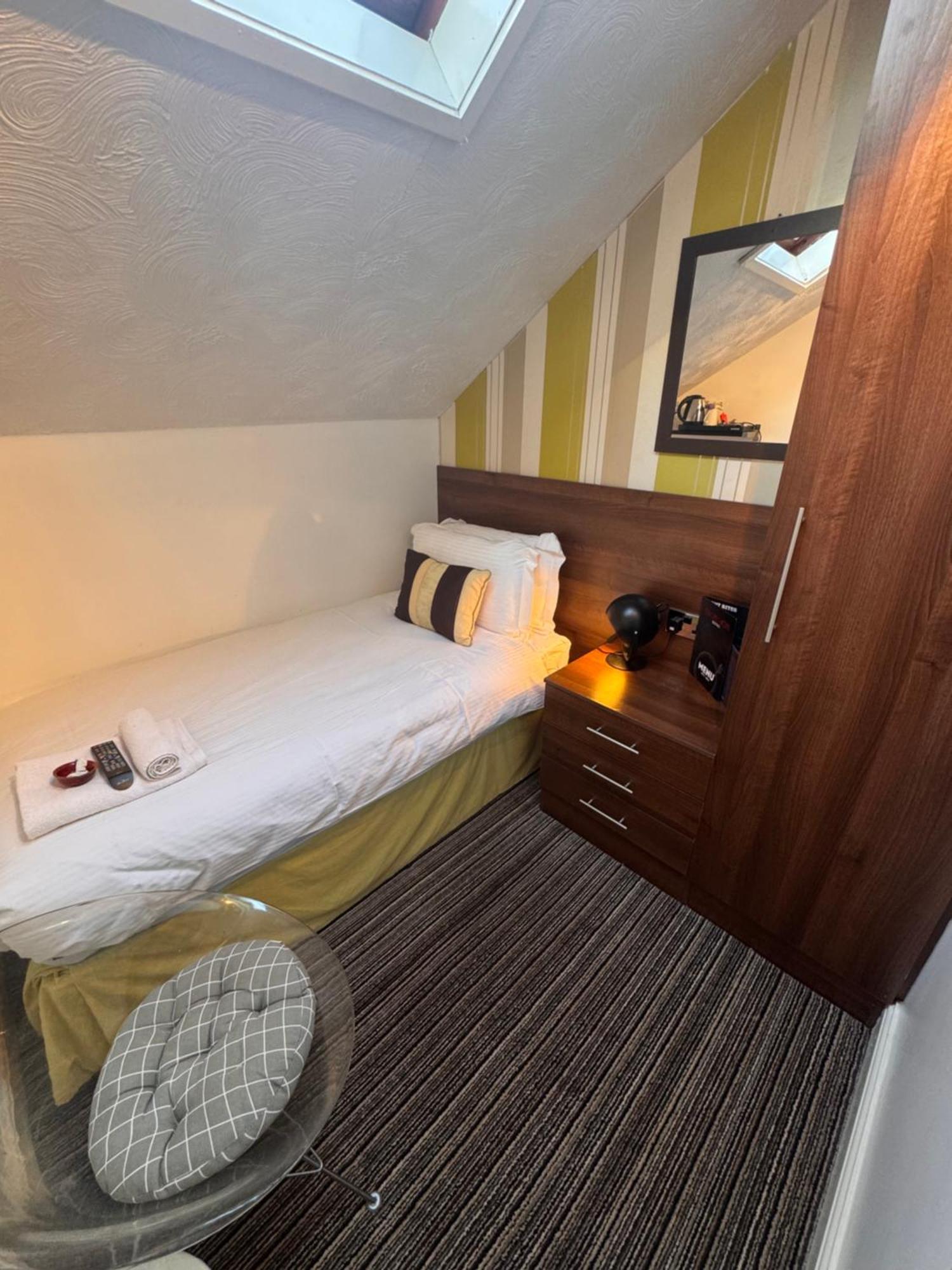 Delovely Hotel 黑潭 外观 照片